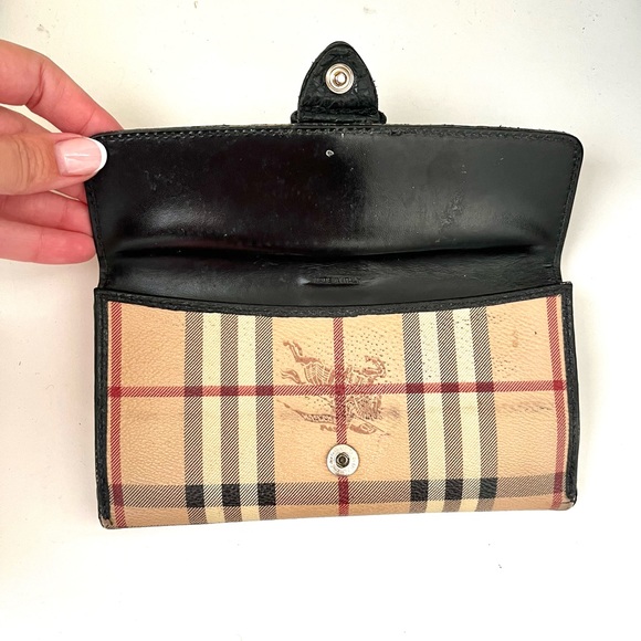 Burberry Vintage Check and Leather Folding Wallet - Picture 5 of 8